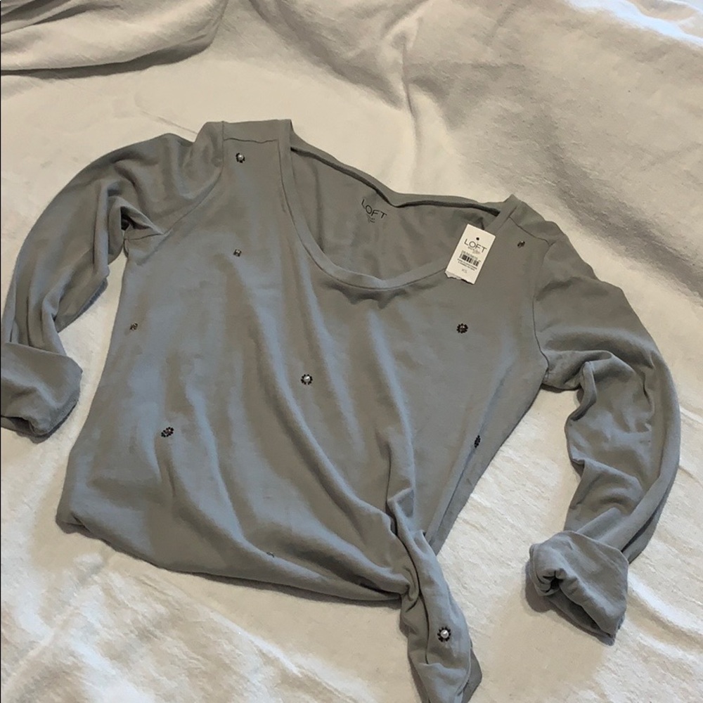 Gray long sleeved blouse